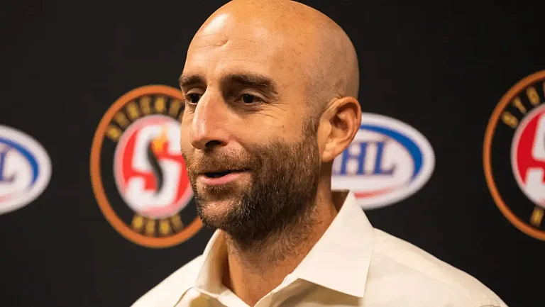 Коньков выступил в защиту тренера «Шанхая» Лава, обвинённого в домашнем насилии