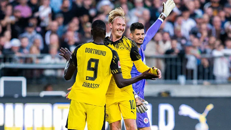 «Бавария» проявляет интерес к Юлиану Брандту