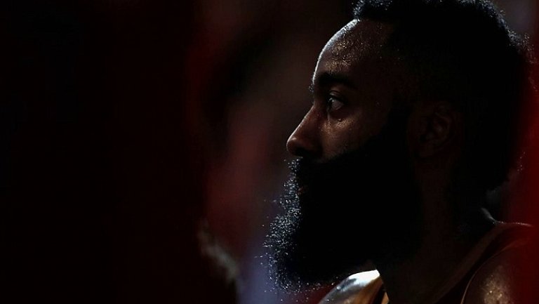 Джеймс Харден восхищён Стефом Карри: «Мы наблюдаем за легендой!»