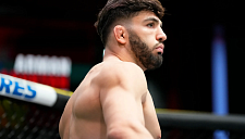 Царукян проведёт схватку по борьбе с американцем Палмером