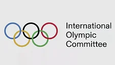 МОК не стал менять условия для взрослых спортсменов из России