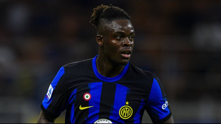 «Интер» назвал цену на Янна Биссека на фоне интереса из Премьер Лиги