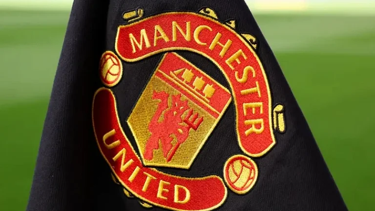 После ухода Аморима «Манчестер Юнайтед» рассмотрит Тухеля и Де Дзерби