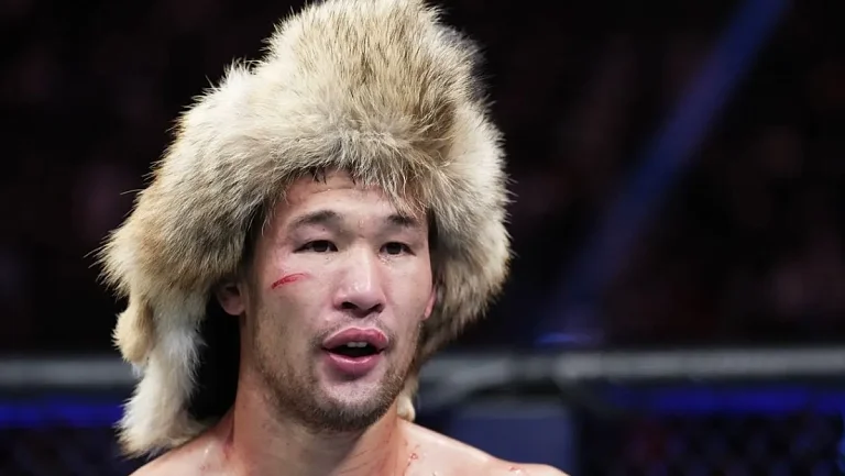 Непобеждённый Шавкат Рахмонов вылетел из рейтинга UFC