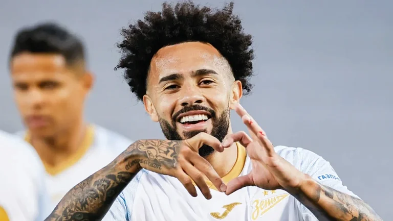 Клаудиньо хочет рассказать о сложности общения в России и Катаре