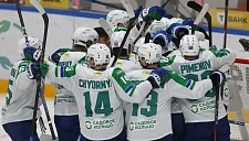 Плющев: «Локомотив — фаворит, но Салават даст бой»