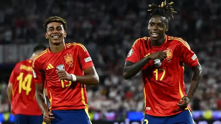 Сборная Испании продлила беспроигрышную серию до 26 матчей