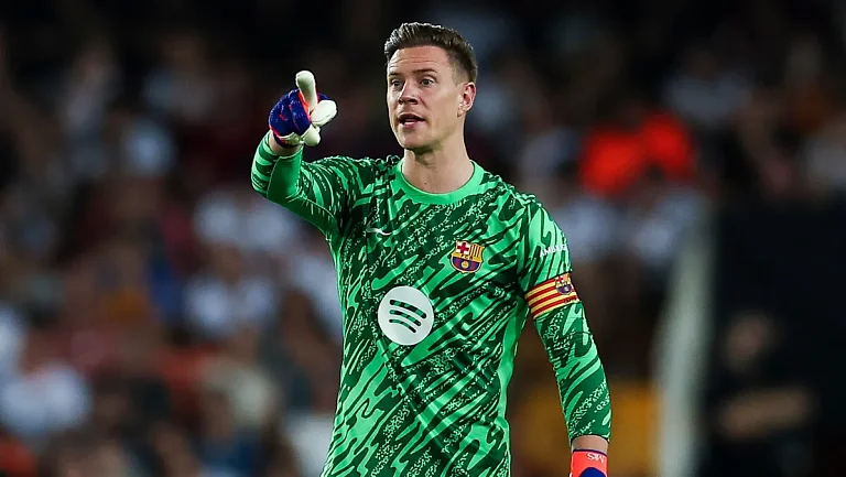 Тер Штеген помирился с «Барселоной» и вернул себе капитанскую повязку