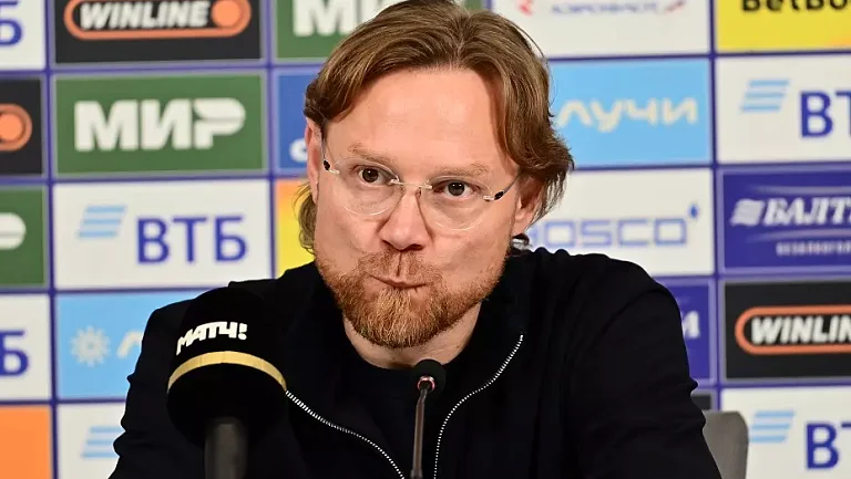 Карпин огласил состав сборной России на ноябрьские матчи