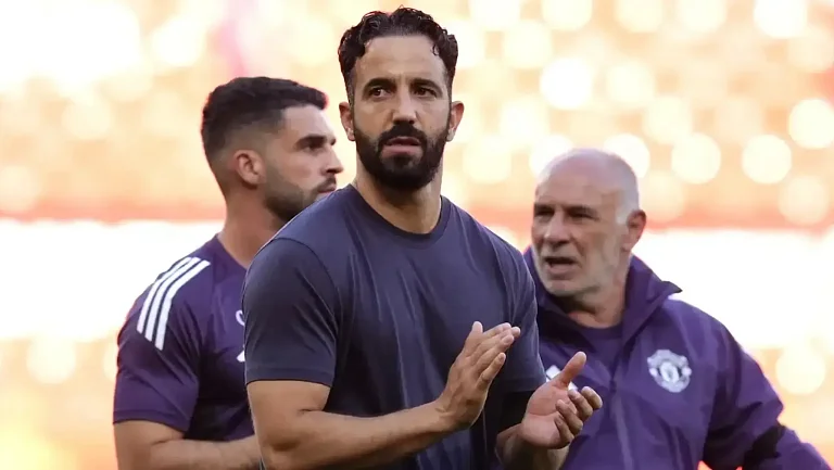 Фердинанд: «Рад, что МЮ поддерживают Аморима на трансферном рынке»