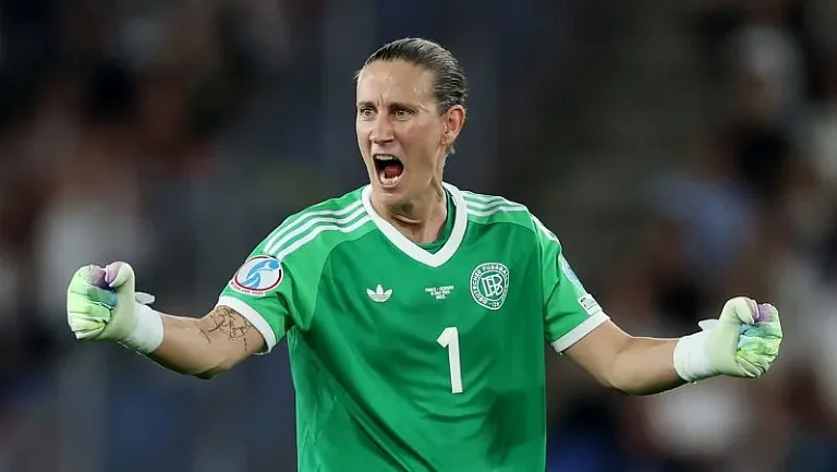 Бергер впечатлила команду Германии своей игрой против Франции на Евро-2025