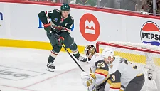 Капризов забивает дубль во втором матче подряд