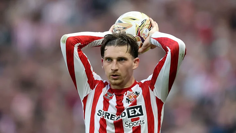 «Тоттенхэм» намерен вернуть левого защитника Серкина