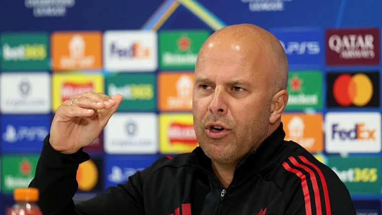 Арне Слот отметит день рождения на матче «Ливерпуля»