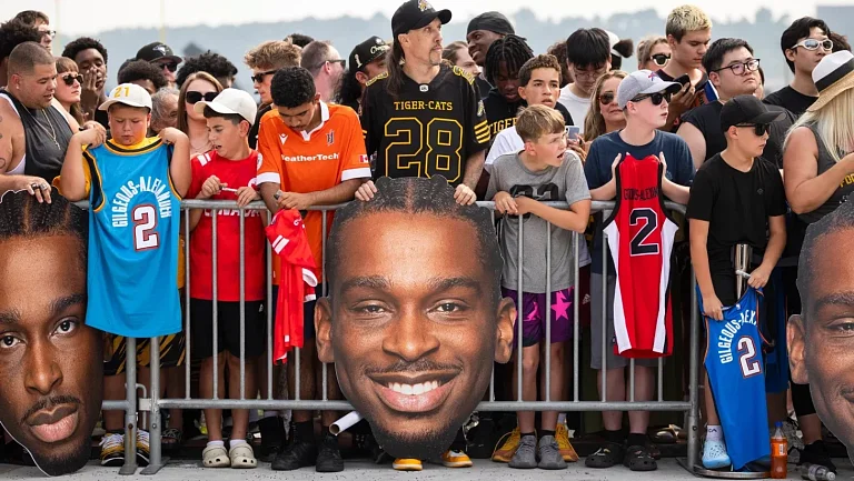 В честь Шэя Гилджес-Александера назвали улицу в его родном городе