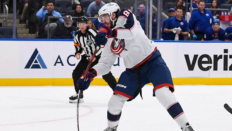 Ассист вратаря не помог «Коламбусу» обыграть «Виннипег», Марченко без очков