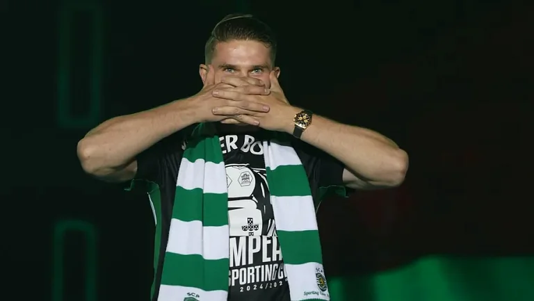 Виктор Дьокереш стал лучшим игроком сезона 2024/25 в чемпионате Португалии