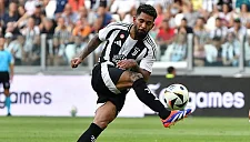 Дуглас Луис вернулся в «Ювентус» после опоздания на предсезонный сбор