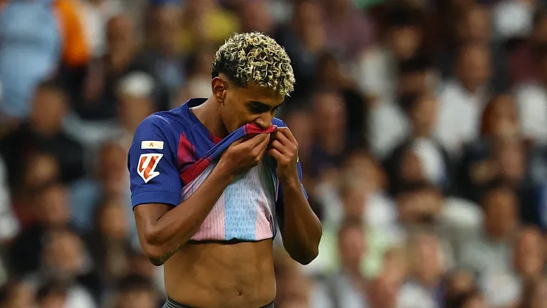 Ламин Ямаль проконсультировался с врачами о возможной операции