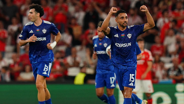 «Карабах» сенсационно обыграл «Бенфику» в матче Лиги чемпионов