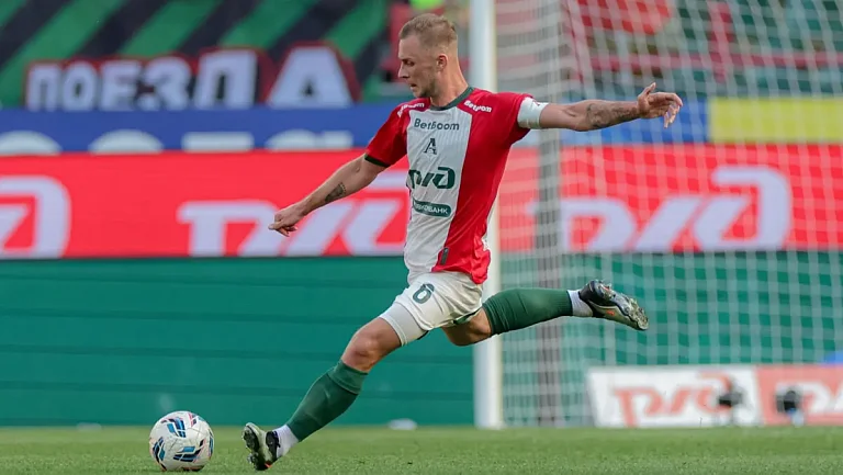 ЦСКА вел переговоры по Баринову, но он остался в «Локомотиве»