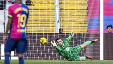 Шчесны сохраняет ворота «Барселоны» в неприкосновенности