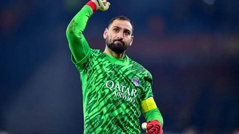 «Манчестер Юнайтед» на чеку: возможный крупный трансфер под угрозой