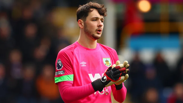 «Манчестер Сити» не готов платить за Траффорда, что дает шанс «Ньюкаслу»