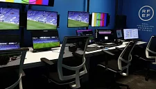 Карлос дель Серро Гранде будет работать на VAR в дерби «Атлетико» с «Реалом»