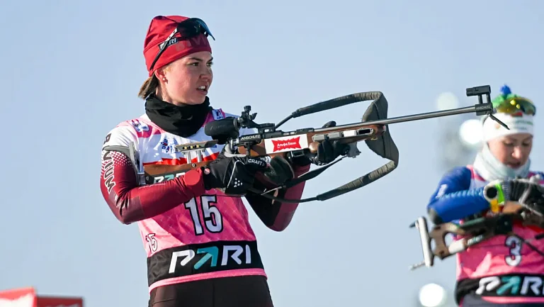 Российская биатлонистка победила в масс‑старте на Кубке Содружества