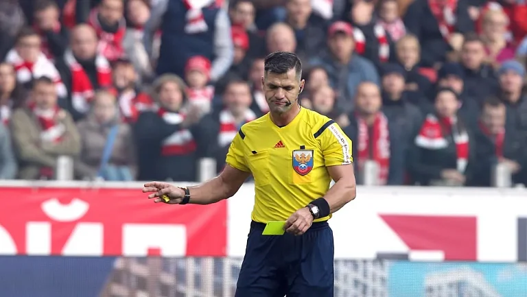 Бывший арбитр РПЛ оценил удаление Талалаева в матче «Балтика» — «Спартак»