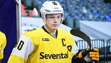 Гуслистов стал игроком «Металлурга» после неудачного сезона в КХЛ