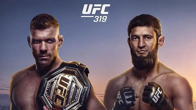 Чимаев стал новым чемпионом UFC после победы над дю Плесси