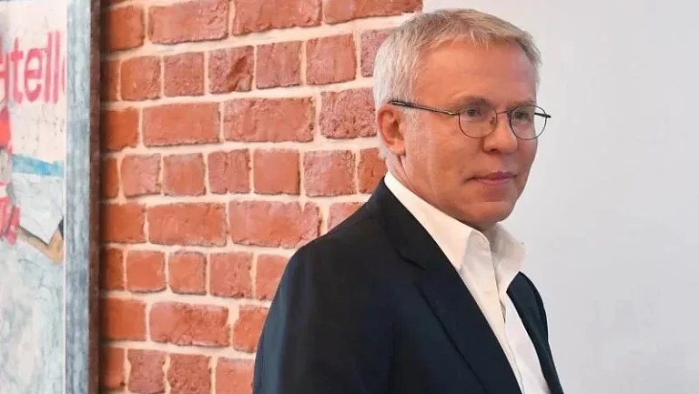 Фетисов поддержал отказ вручать перстни штабу Никитина
