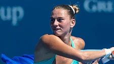 Костюк снялась с турнира, Швёнтек прошла в 4-й круг WTA-1000