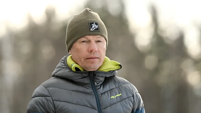 Виктор Майгуров прокомментировал ситуацию с патронами в биатлоне