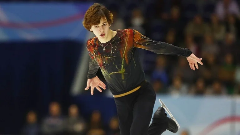 Бестемьянова и Бобрин поставили новую программу для Владислава Дикиджи