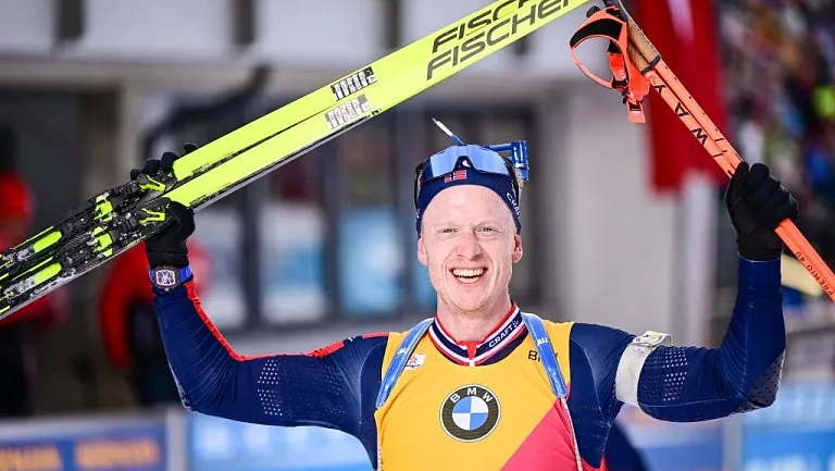 Олимпийский чемпион по биатлону начал футбольную карьеру в Норвегии