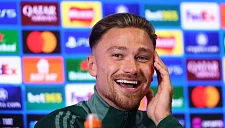 Мэтти Кэш получил травму в матче за Польшу