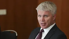 Экс-министр спорта РФ о пиве на стадионах: «Это дань футбольным традициям»