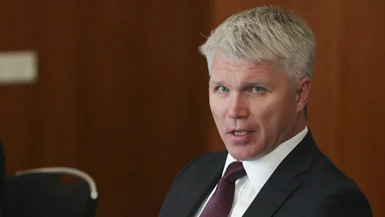 Экс-министр спорта РФ о пиве на стадионах: «Это дань футбольным традициям»