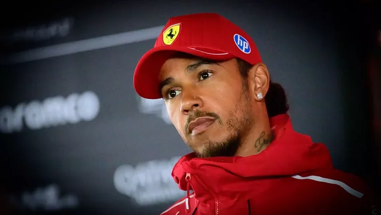 Вильнёв сомневается в успехе Хэмилтона в Ferrari