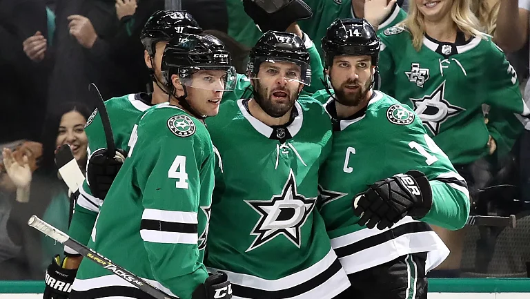 Передача Любушкина помогла «Далласу» обыграть «Филадельфию»