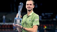 Медведев обошёл Давыденко по титулам 