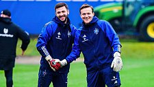  Вратарские проблемы у Гамбурга: Травма Рааба и отсутствие Миккеля усиливают трудности