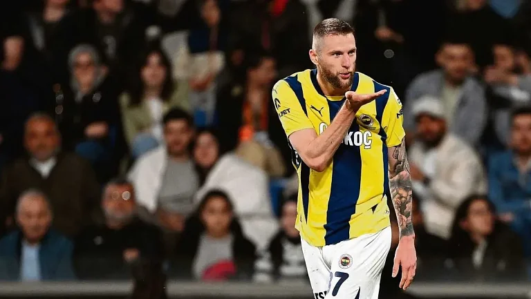 Милан Шкриньяр переходит в «Фенербахче» за 10 млн евро