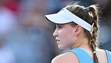Елена Рыбакина неожиданно проиграла Муховой в четвертьфинала WTA-500