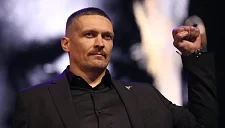 Абсолютный чемпион Александр Усик празднует 39-й день рождения