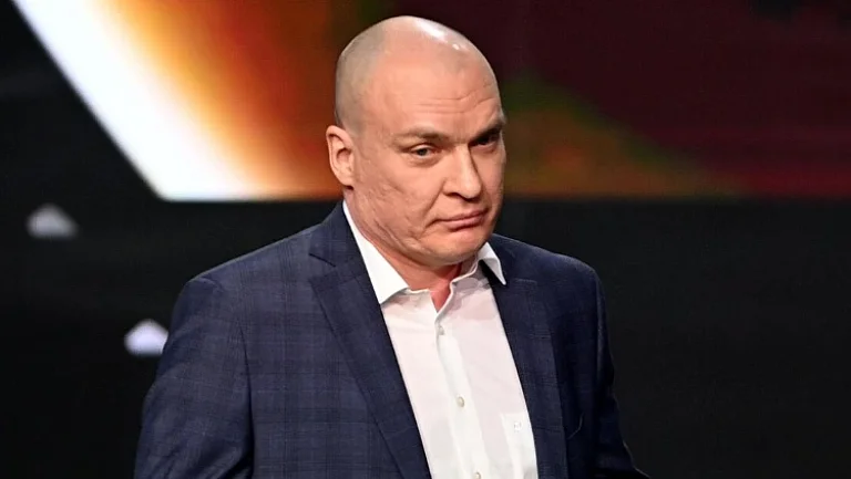 Разин стал восьмым тренером в истории КХЛ, достигшим отметки в 600 матчей