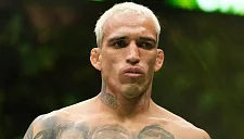 Оливейра обратился к фанатам после сокрушительного поражения от Топурии